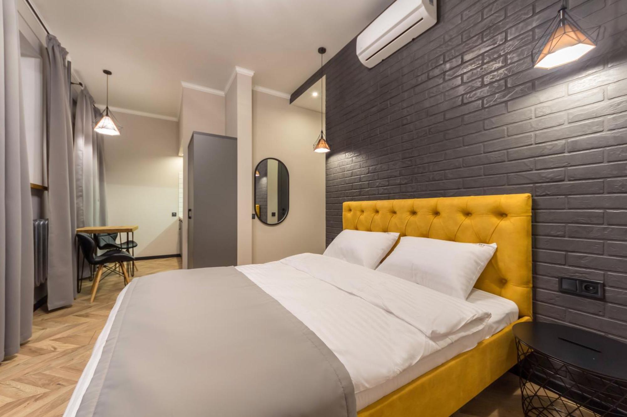 Secret Apartments Киев Экстерьер фото