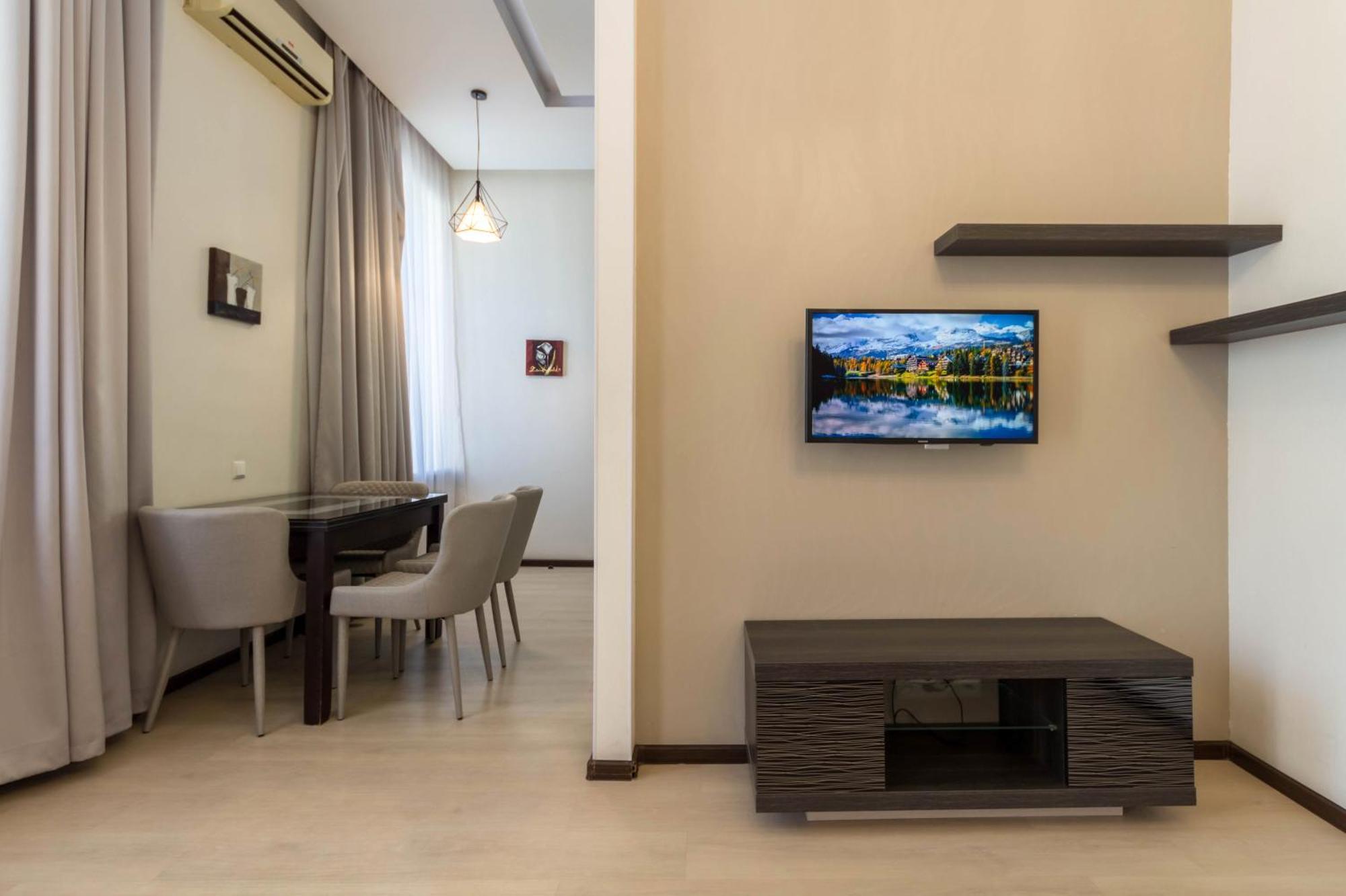 Secret Apartments Киев Экстерьер фото